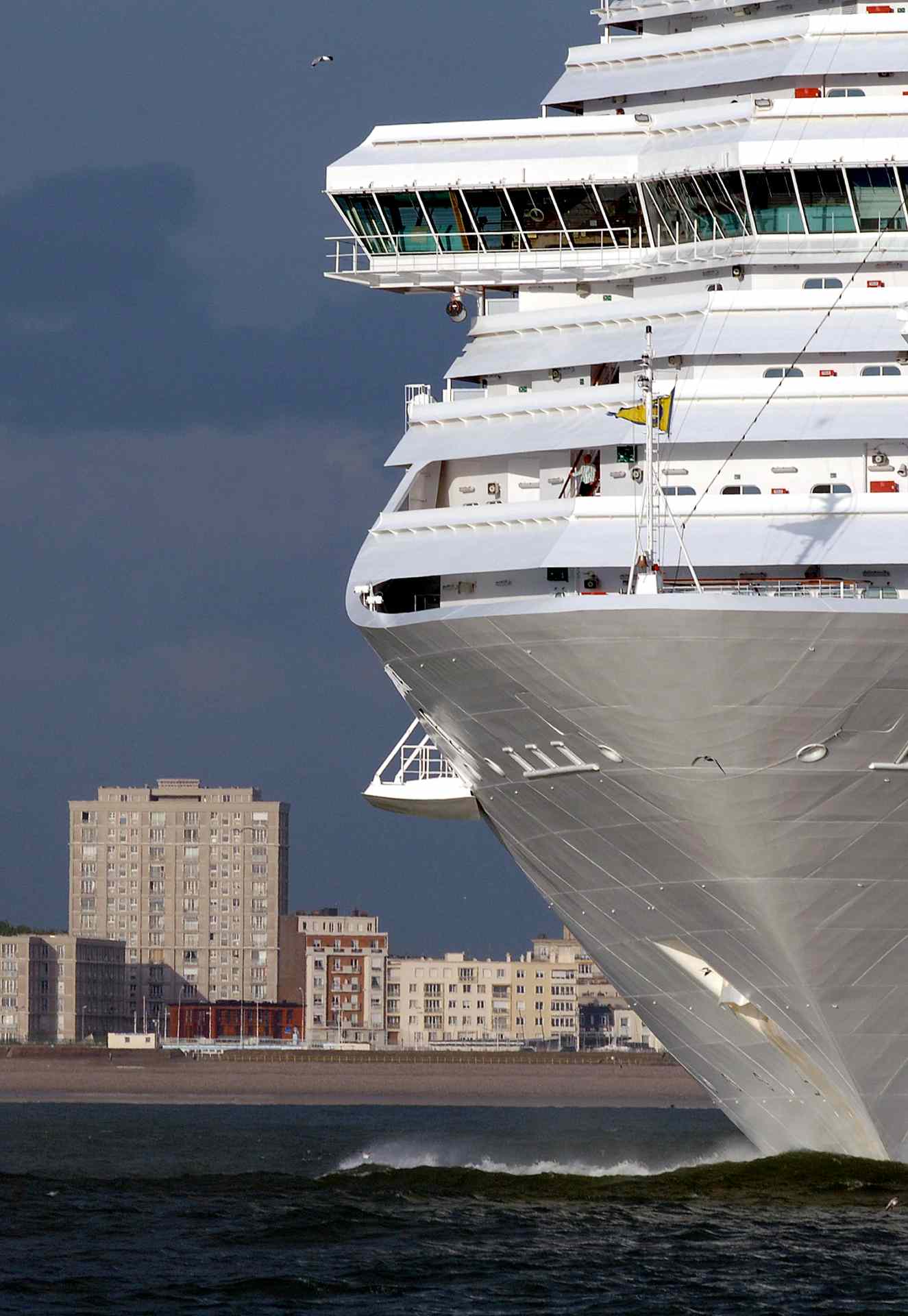 Managing layup of cruise ships