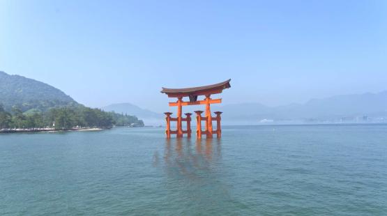 ©manos konstantinidis Torii Monument in Japan - Shintoism