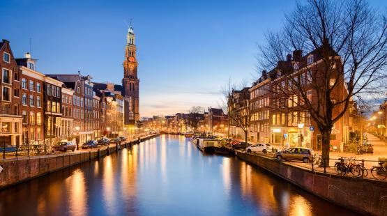 https://lubmarine.totalenergies.com/sites/default/files/event-images/SulphurCap2020Amsterdam%20-%20TotalLubmarine-2.jpg
