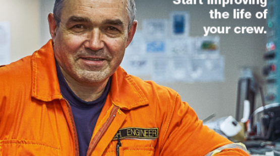 (c) TotalEnergies Chief Engineer in Machine Control Room